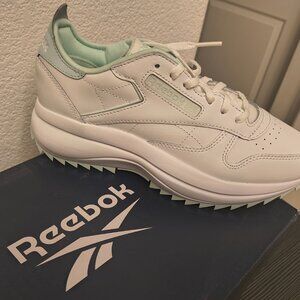 NIB! Size: 8 Women Reebok Lifestyle Classic Leather SP Extra White/Mist